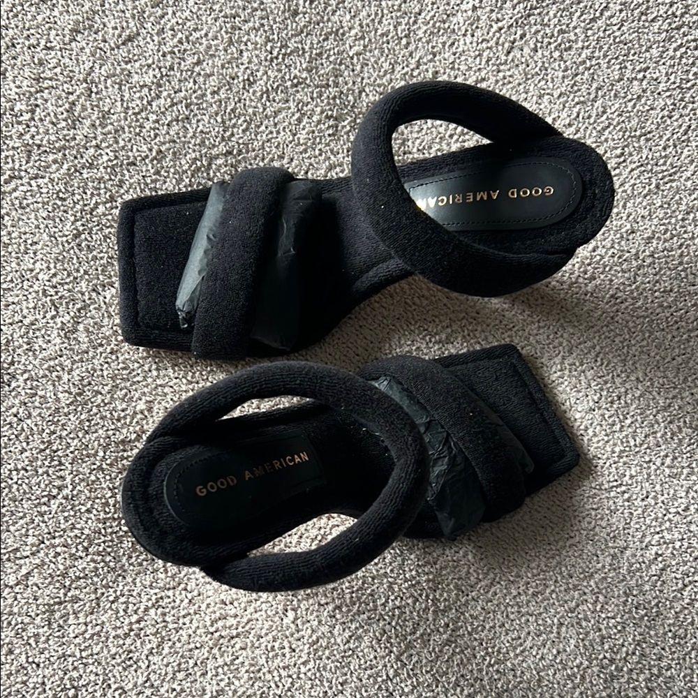 Good American Black Terry Heel Sandals - Size 5